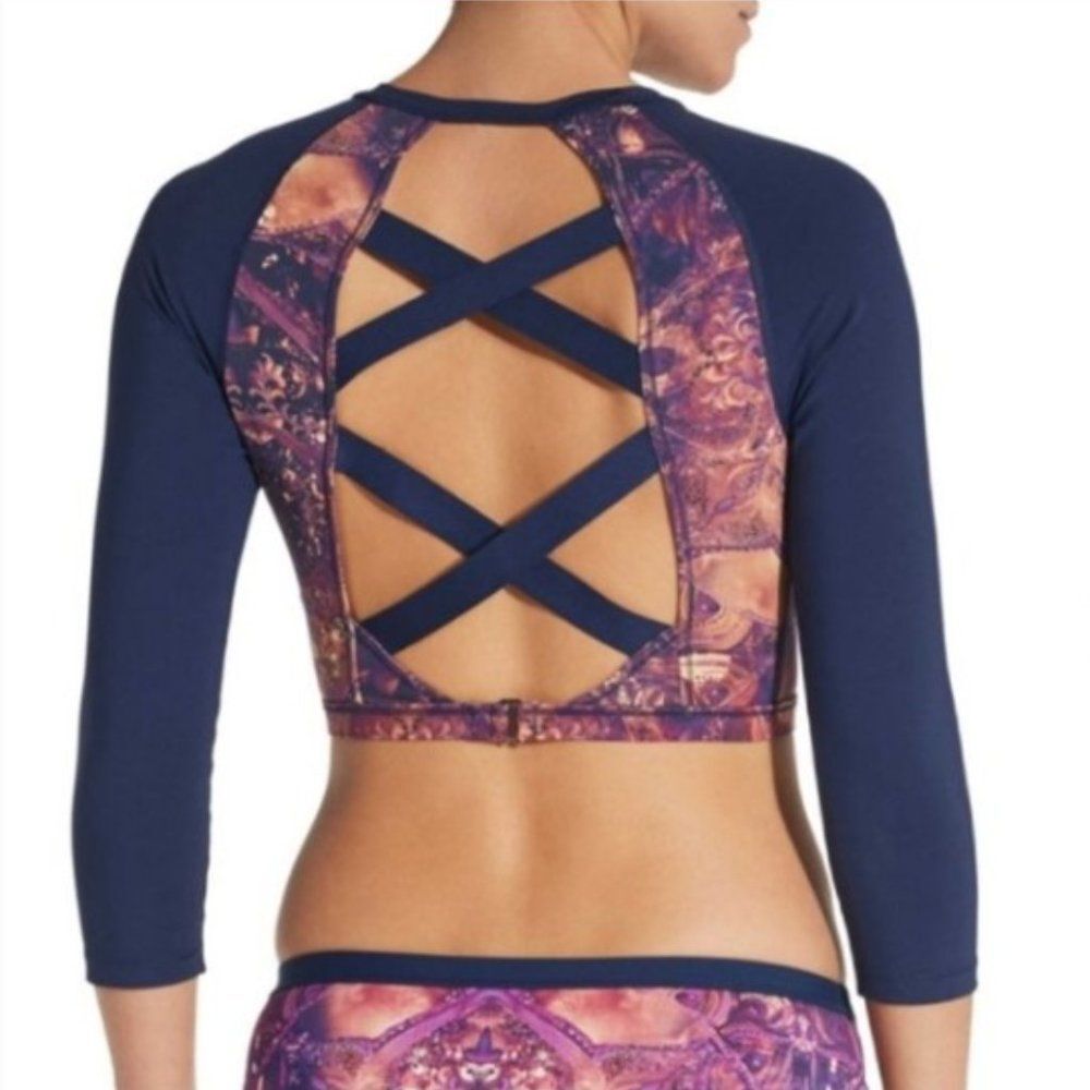 Calia By Carrie Underwood Crop Top Size XSmall Long Sleeve Strappy Back Workout